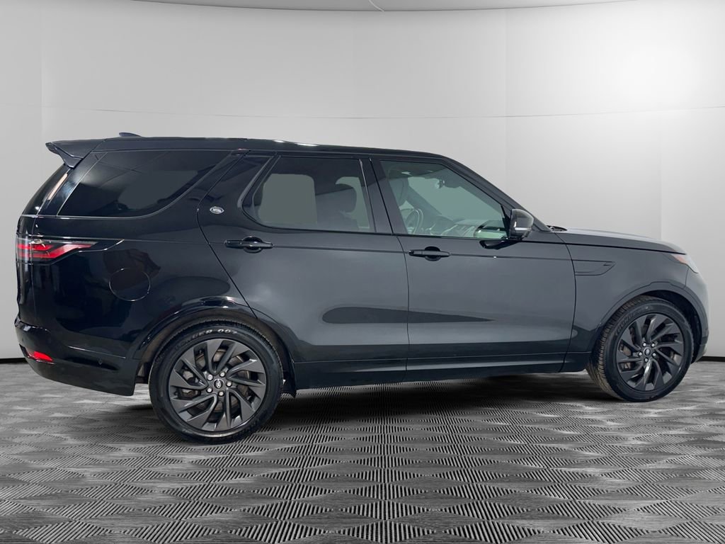 Used 2023 Land Rover Discovery S R-Dynamic image 6