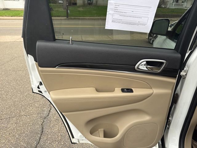 Used 2019 Jeep Grand Cherokee Limited AWD/4WD image 44