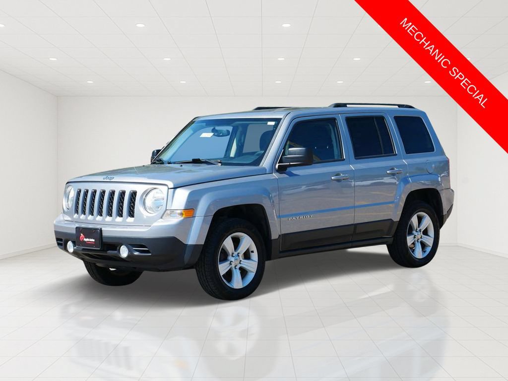 Used 2015 Jeep Patriot Latitude w/ Sun/Sound Group AWD/4WD image 6