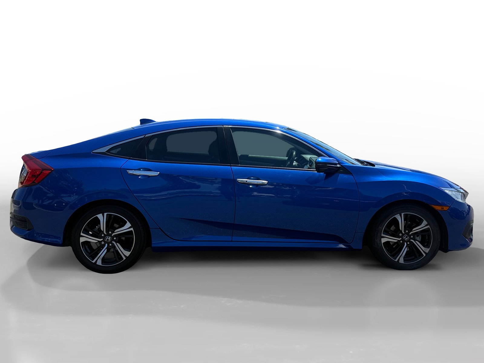 Used 2016 Honda Civic Touring image 6