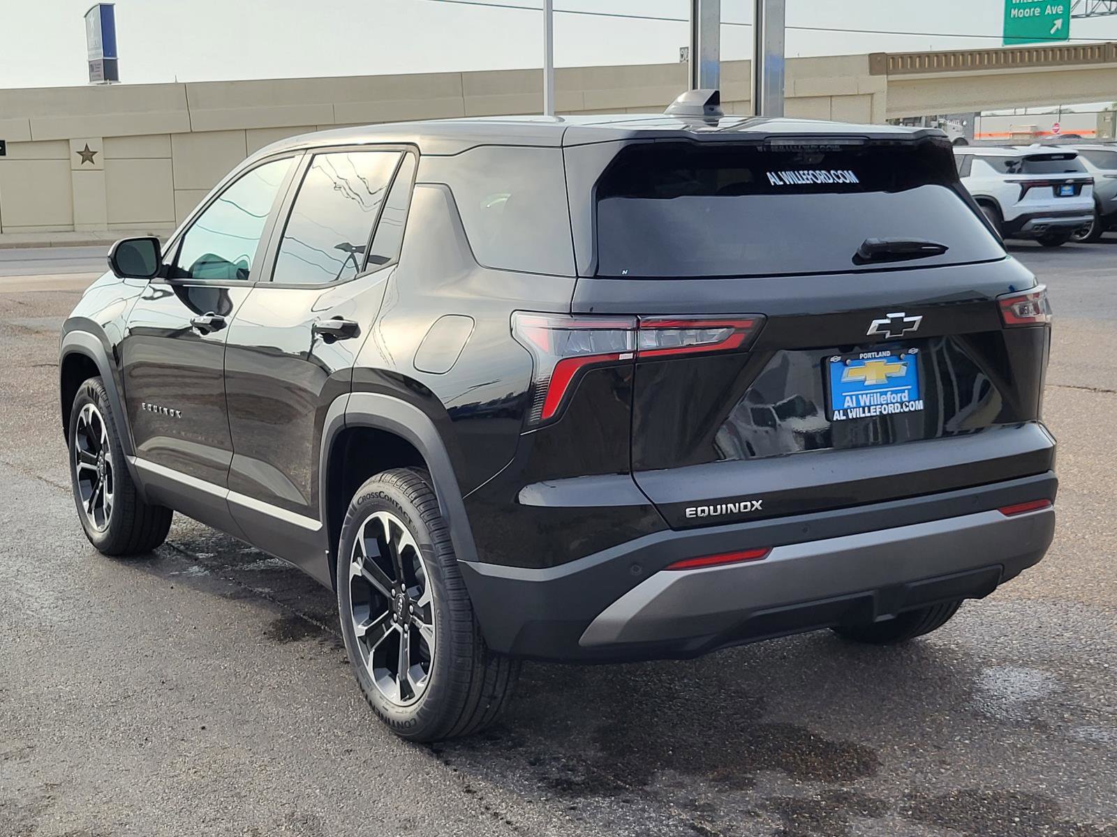 New 2026 Chevrolet Equinox LT image 3