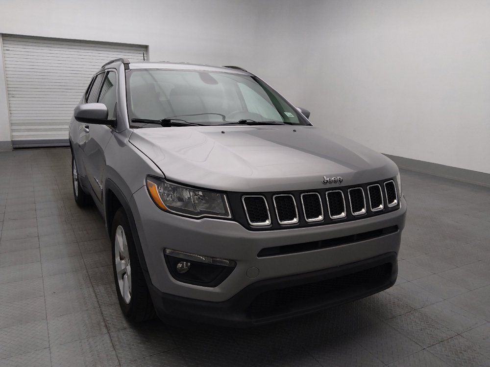 Used 2018 Jeep Compass Latitude w/ Popular Equipment Group FWD image 14