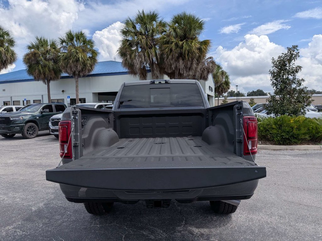 New 2026 RAM 2500 Laramie w/ Night Edition AWD/4WD image 11