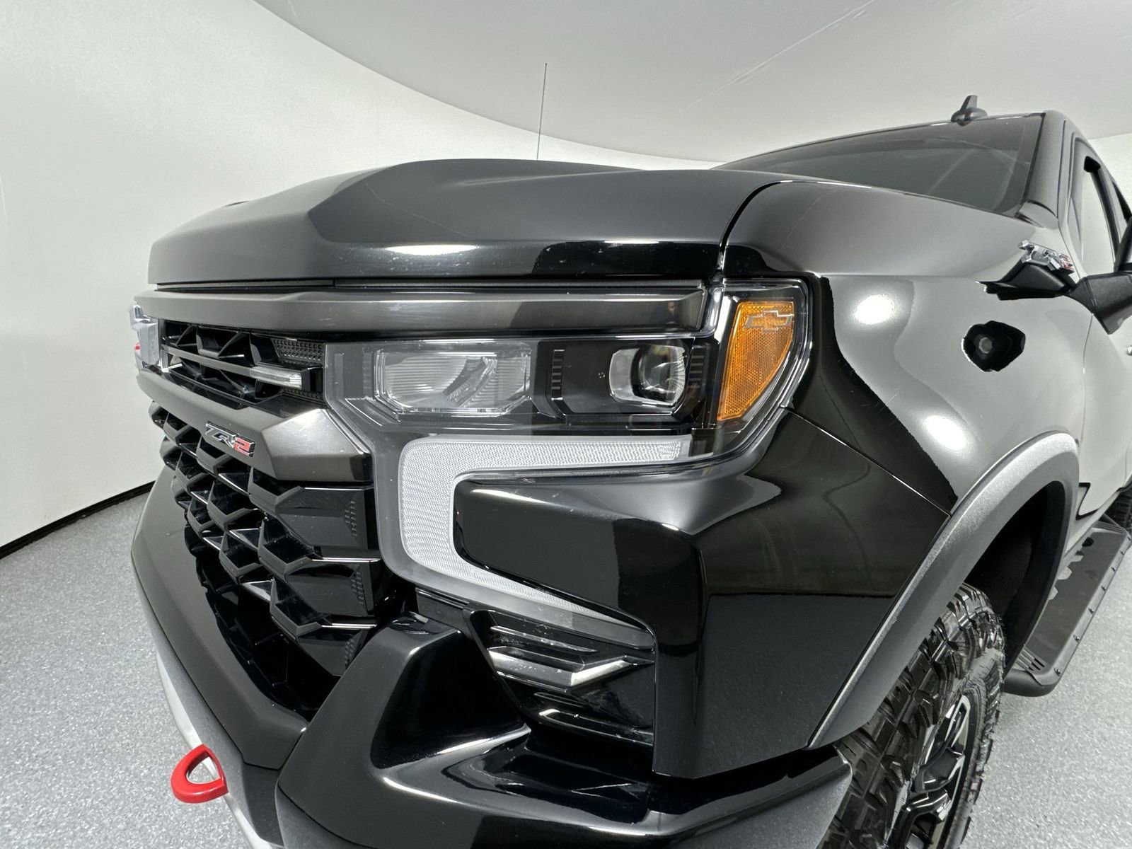 Used 2024 Chevrolet Silverado 1500 ZR2 w/ Technology Package image 29