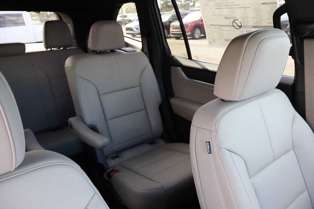 New 2026 GMC Acadia Elevation w/ Elevation Premium Package AWD/4WD image 25