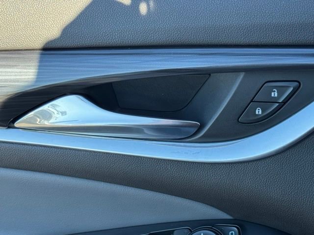 Used 2021 Buick Enclave Essence w/ Sound and Sites Package image 17