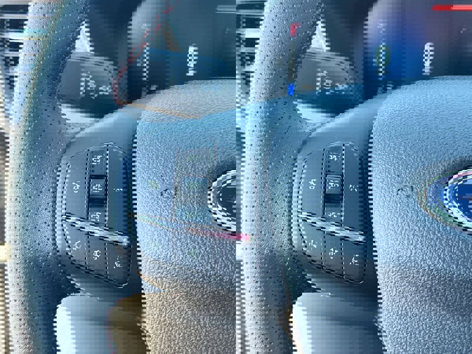 Used 2025 Ford Escape ST-Line image 27