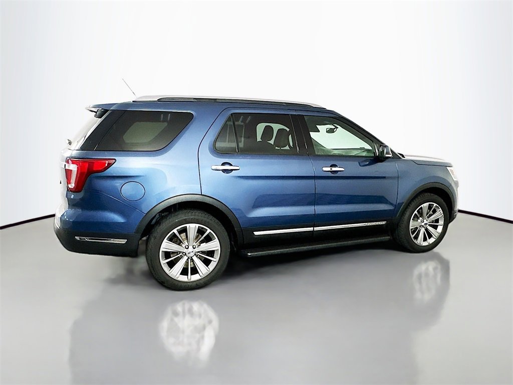 Used 2018 Ford Explorer Limited w/ Class II Trailer Tow Package image 8