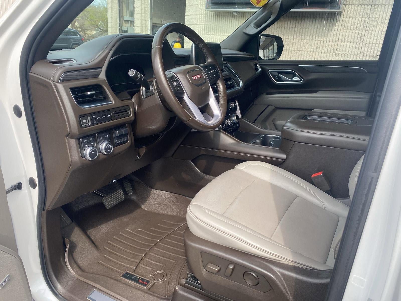 Certified 2022 GMC Yukon SLT w/ Max Trailering Package AWD/4WD image 19