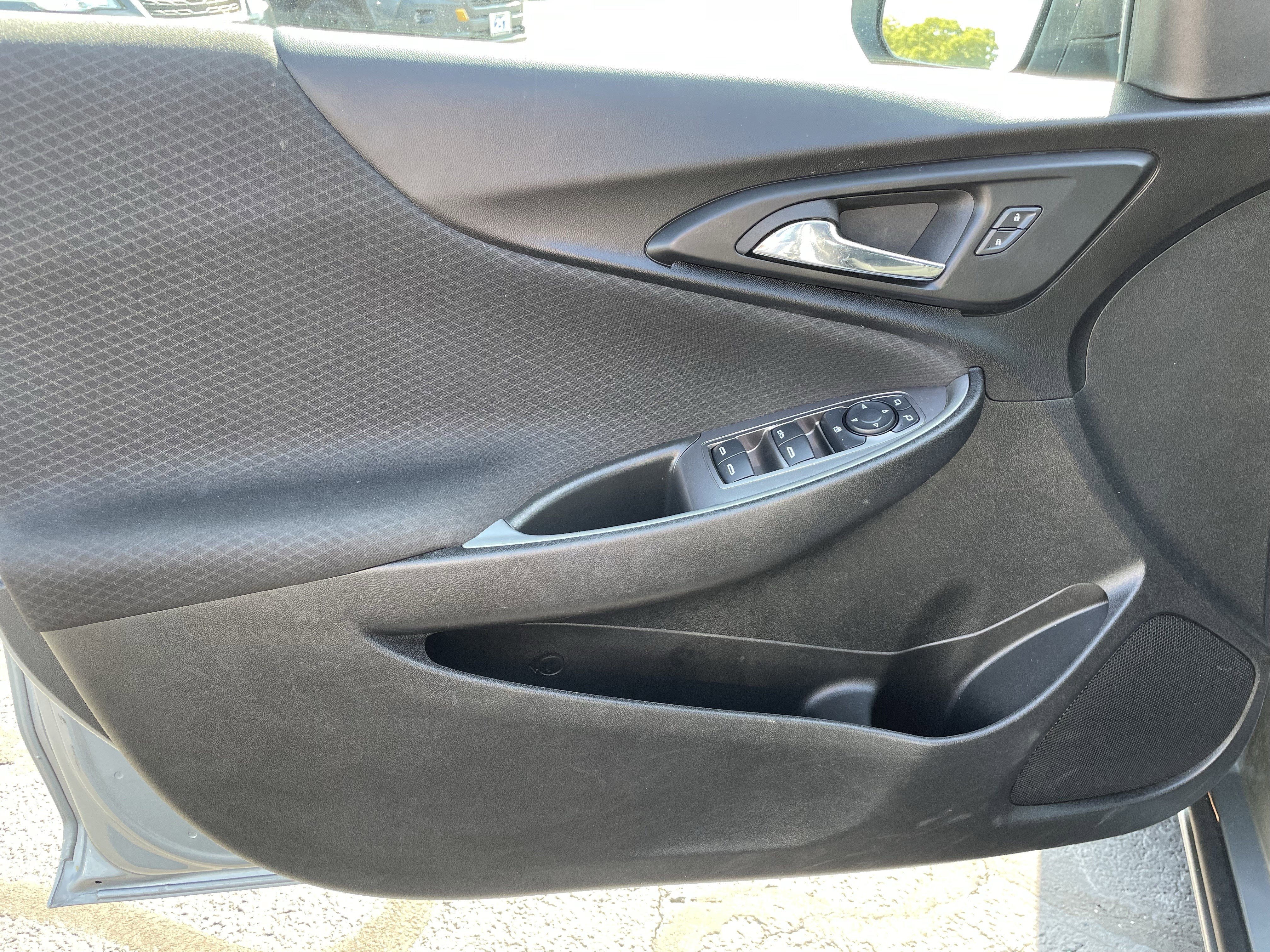 Used 2024 Chevrolet Malibu LT image 12