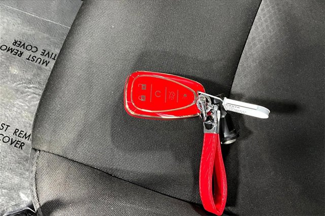 Used 2020 Chevrolet Malibu LT image 30