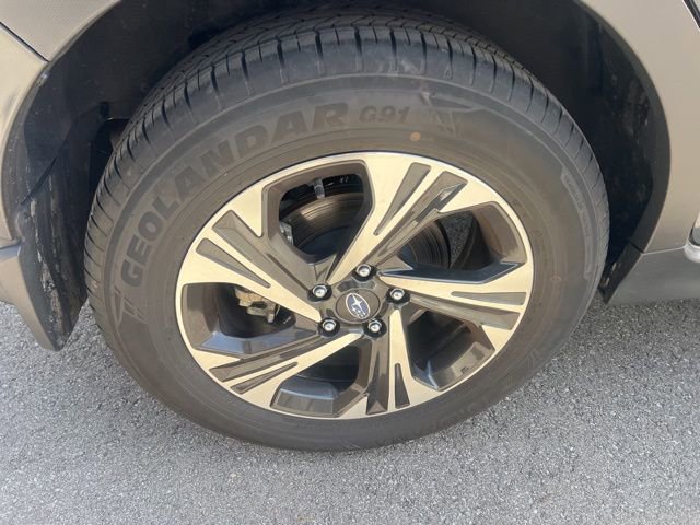 Used 2024 Subaru Crosstrek 2.0i Premium image 4