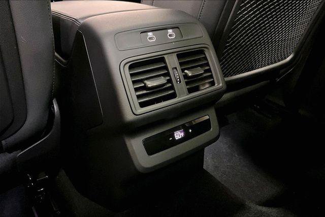 Certified 2025 Audi Q5 Premium w/ Convenience Package AWD/4WD image 17