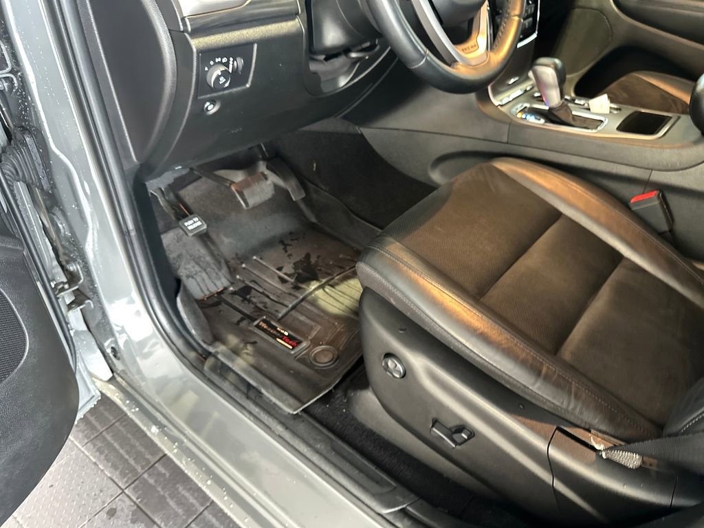 Used 2020 Jeep Grand Cherokee Altitude AWD/4WD image 19