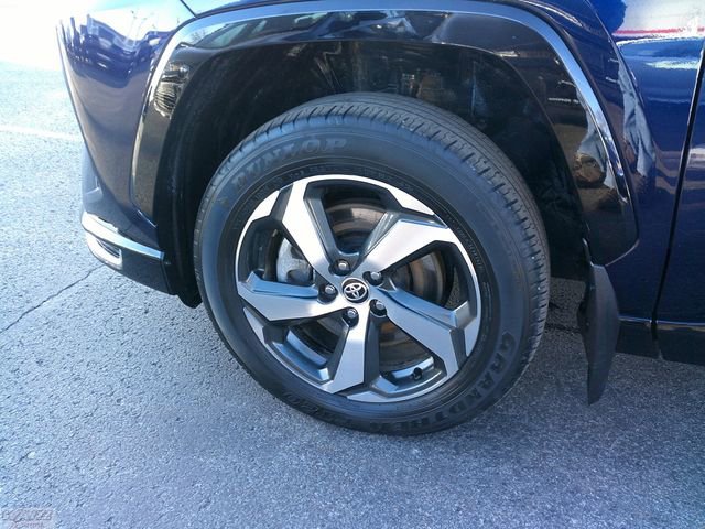 Used 2023 Toyota RAV4 SE w/ Weather & Moonroof Package image 11