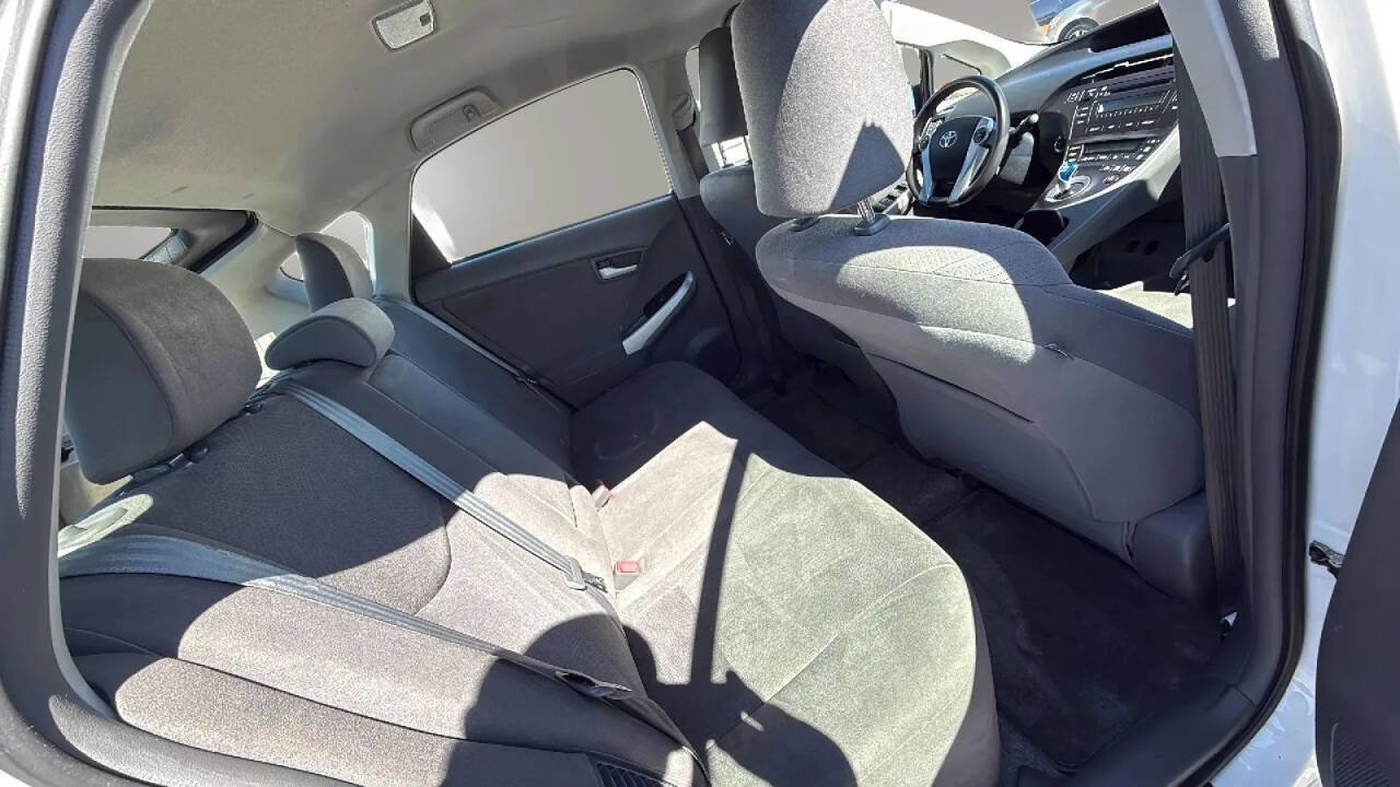 Used 2011 Toyota Prius Two w/ Preferred Accessory Pkg image 11