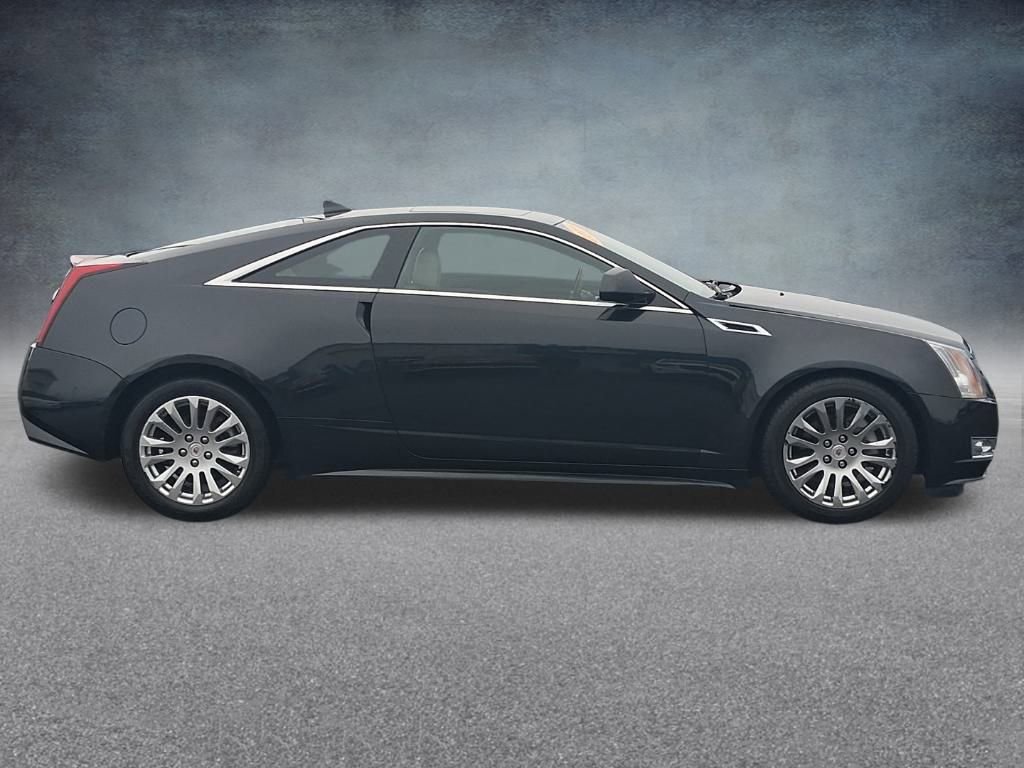 Used 2011 Cadillac CTS Premium image 5