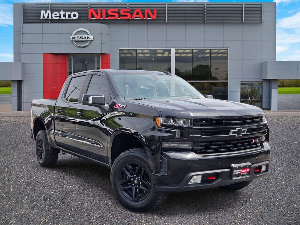 Used 2021 Chevrolet Silverado 1500 LT Trail Boss w/ Convenience Package II AWD/4WD image 1
