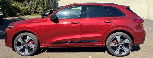 New 2026 Audi SQ5 Prestige AWD/4WD image 5