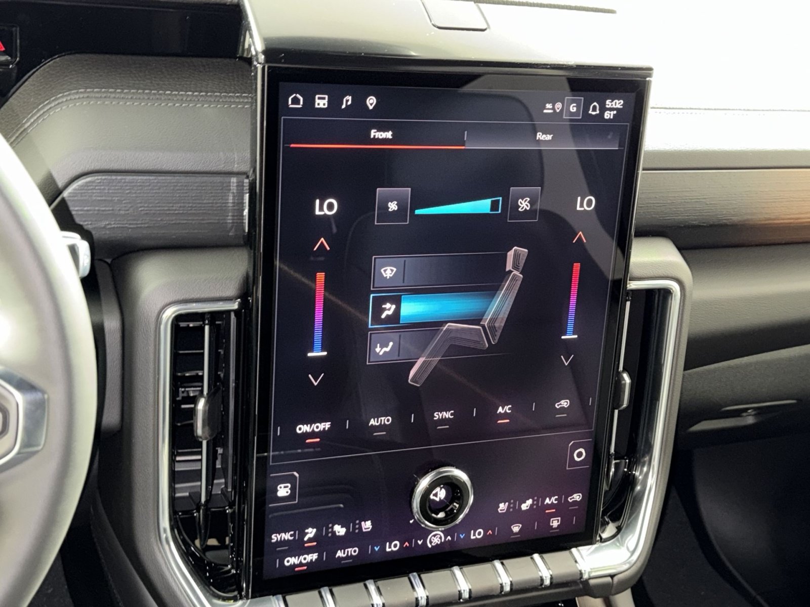New 2026 GMC Yukon XL Denali w/ Denali Reserve Package AWD/4WD image 21