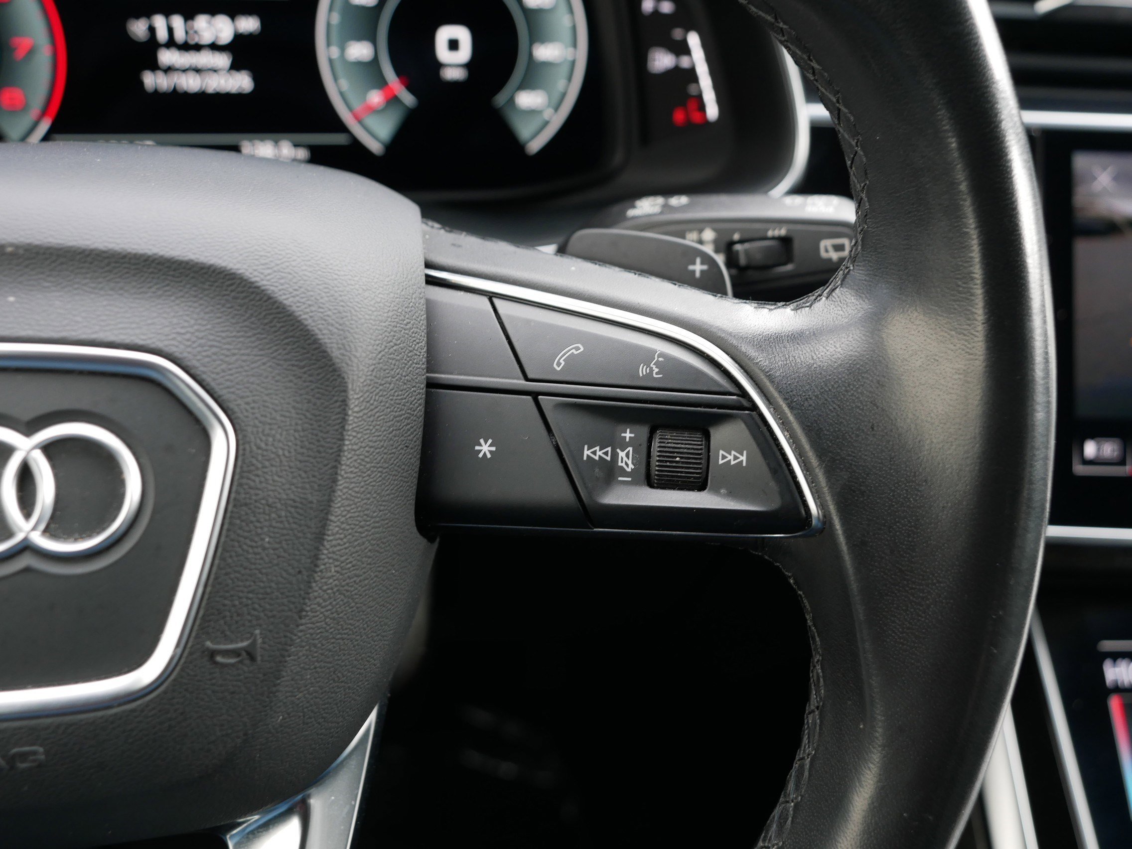 Used 2022 Audi Q7 Premium Plus w/ Premium Plus Package image 30