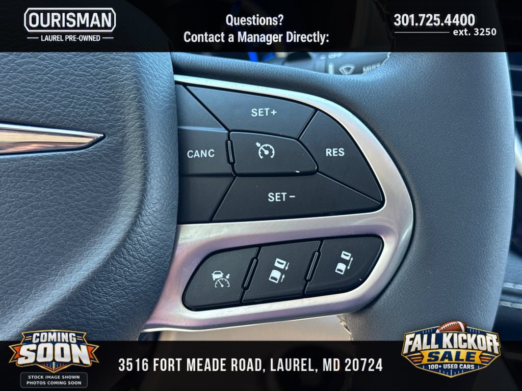 Used 2024 Chrysler Pacifica Limited FWD image 25
