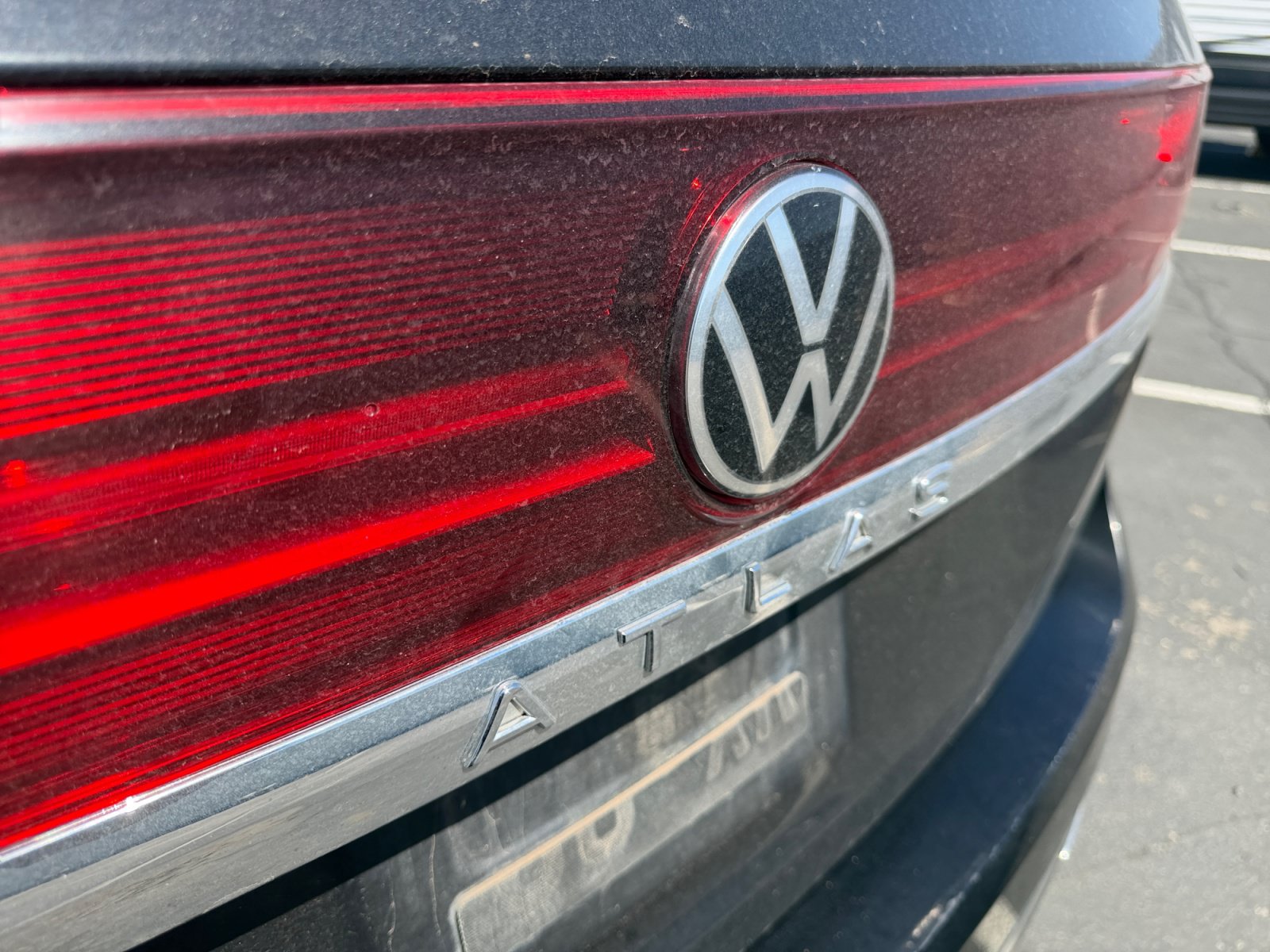 Used 2025 Volkswagen Atlas SE FWD image 22