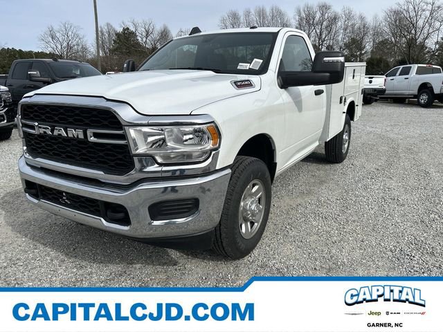 New 2024 RAM 3500 Tradesman w/ Chrome Appearance Group