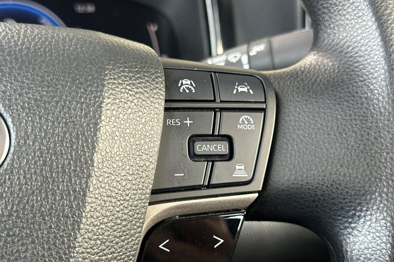 Certified 2025 Toyota Camry LE image 28