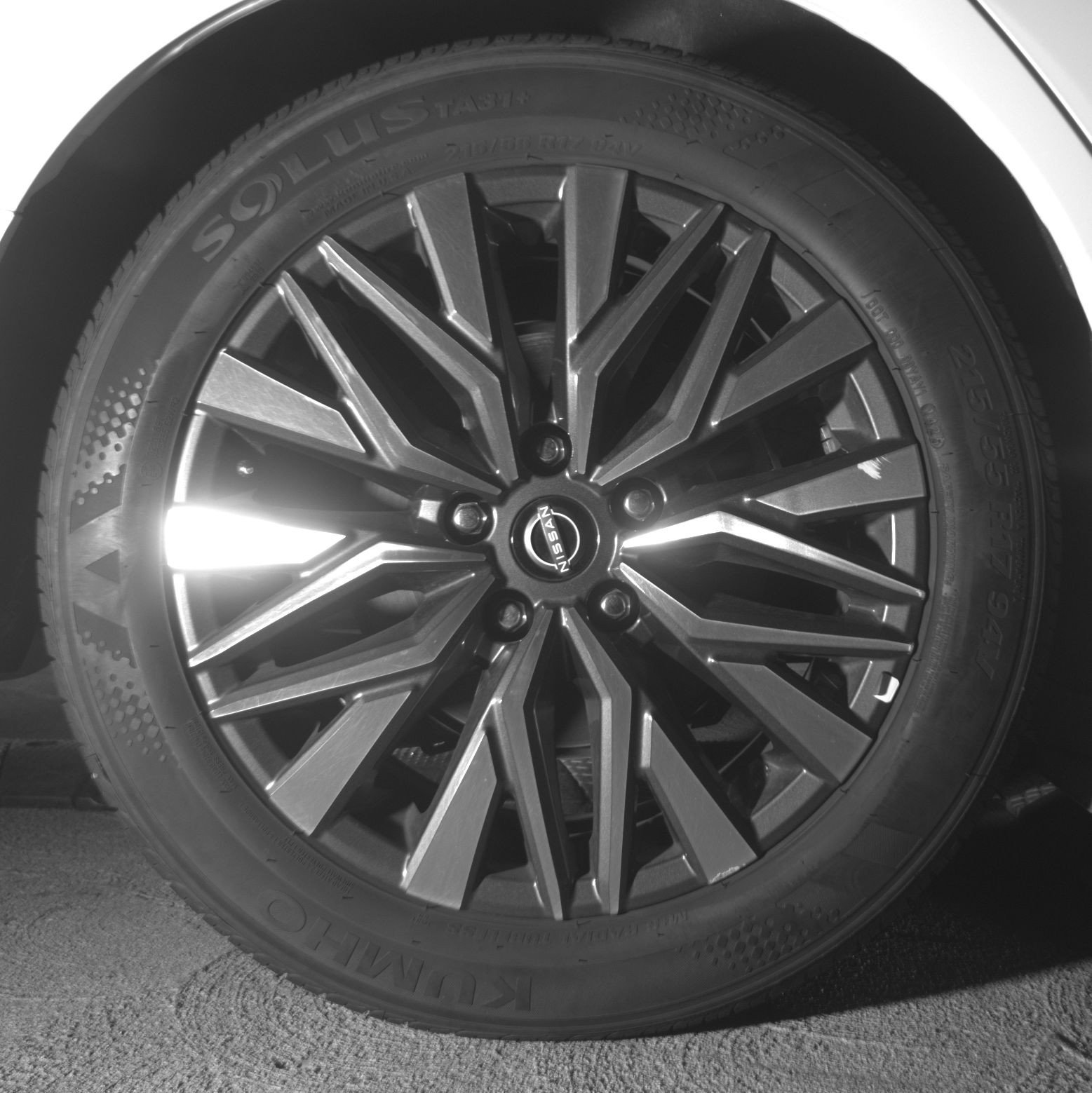 Used 2025 Nissan Altima 2.5 SV FWD image 15