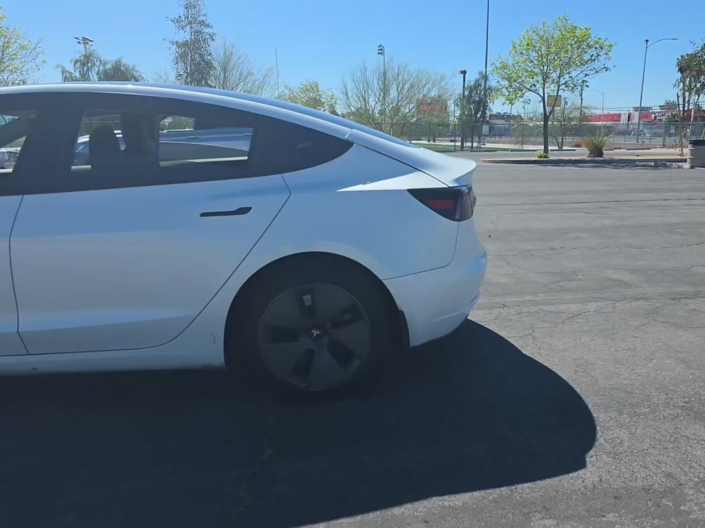 Used 2023 Tesla Model 3 Standard Range image 21