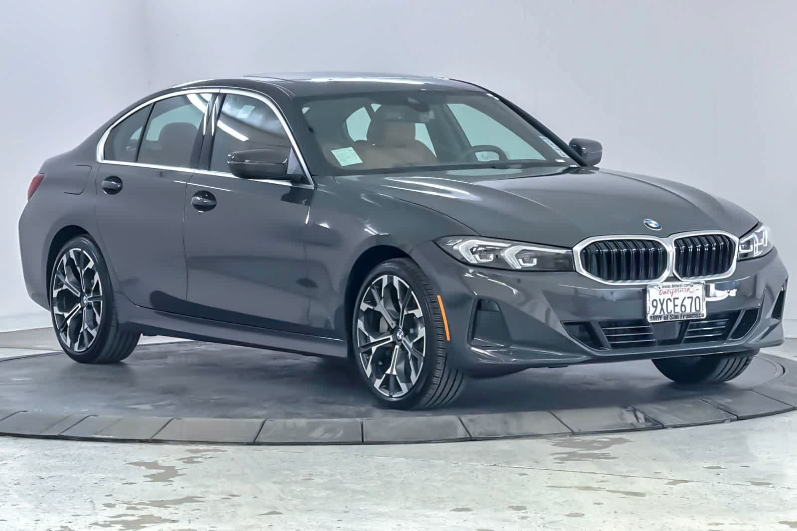 Used 2026 BMW 330i xDrive Sedan w/ Premium Package AWD/4WD image 9