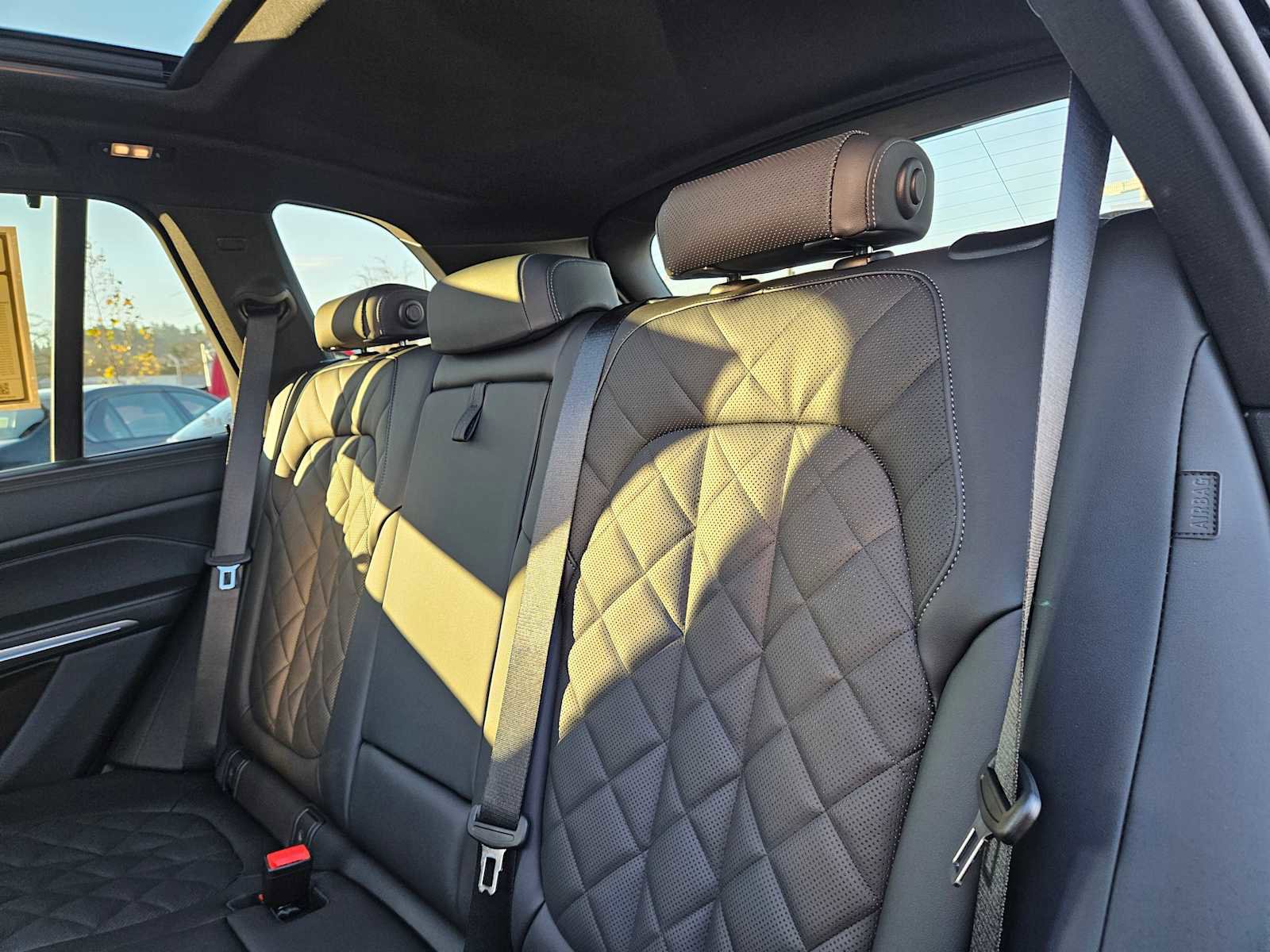 Used 2026 BMW X5 xDrive50e w/ M Sport Package image 21