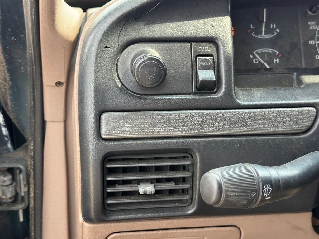 Used 1994 Ford F150 XL RWD image 20