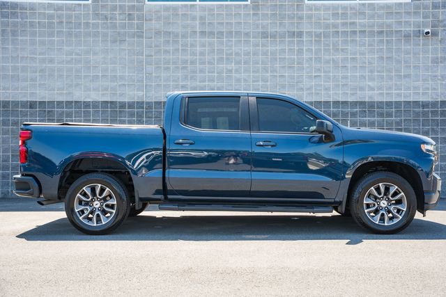 Used 2022 Chevrolet Silverado 1500 RST w/ Convenience Package II AWD/4WD image 4