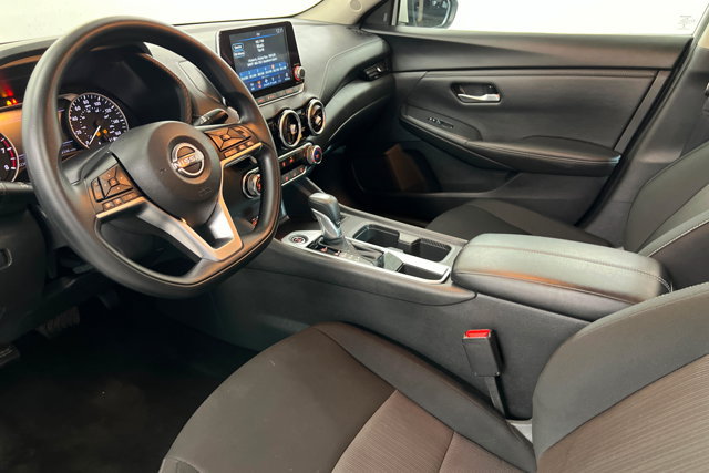 Used 2025 Nissan Sentra SV FWD image 16
