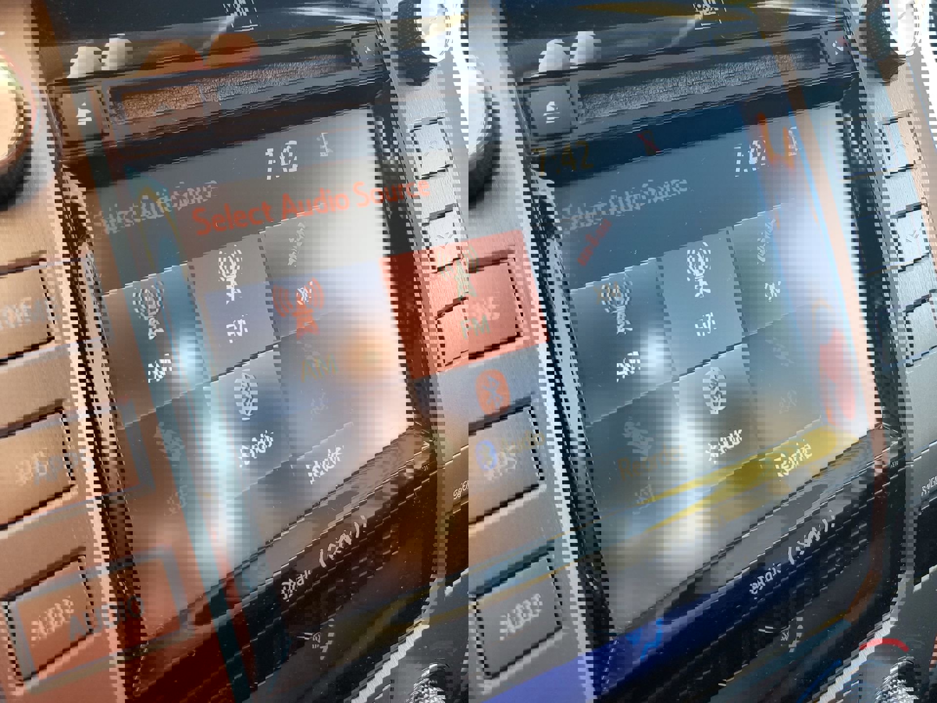 Used 2016 Toyota Tundra Limited image 21