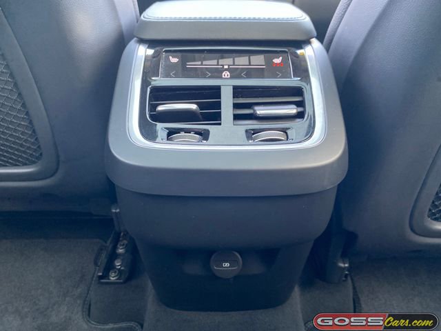 Used 2024 Volvo XC90 B6 Plus image 24
