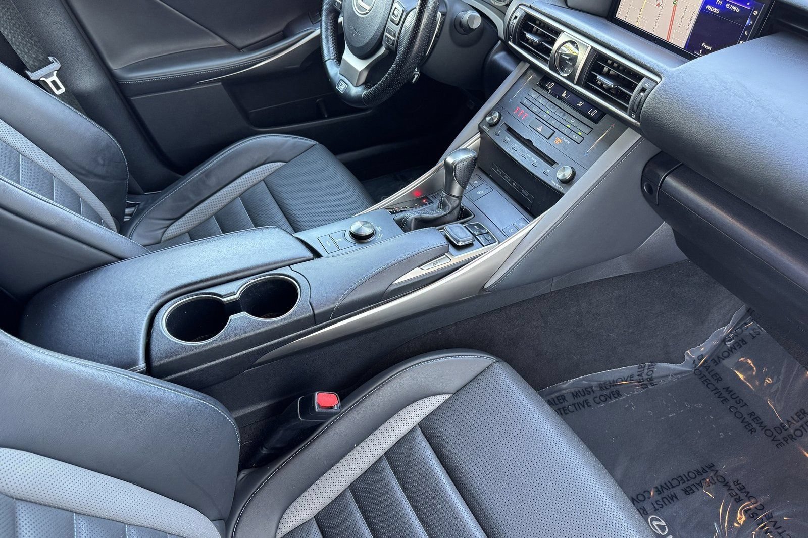 Used 2020 Lexus IS 300 F Sport w/ Blackline Edition RWD image 16