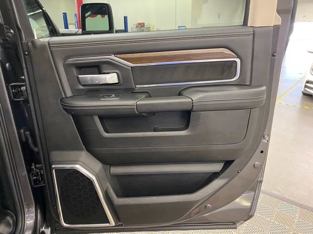 Used 2024 RAM 2500 Laramie w/ Safety Group AWD/4WD image 13