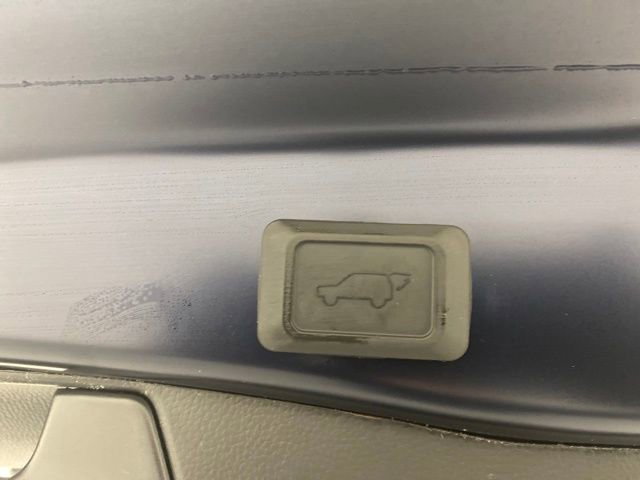 Used 2025 Toyota RAV4 XLE w/ Convenience Package image 38