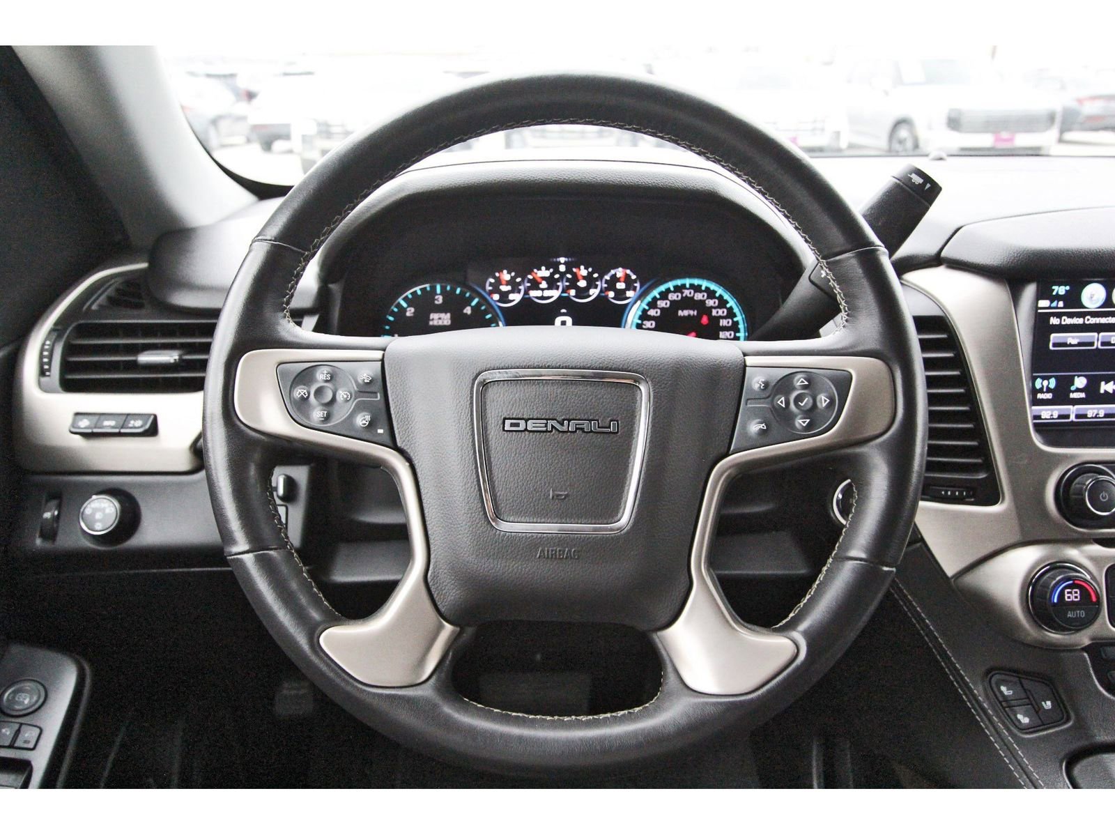 Used 2020 GMC Yukon Denali w/ Denali Ultimate Package image 15