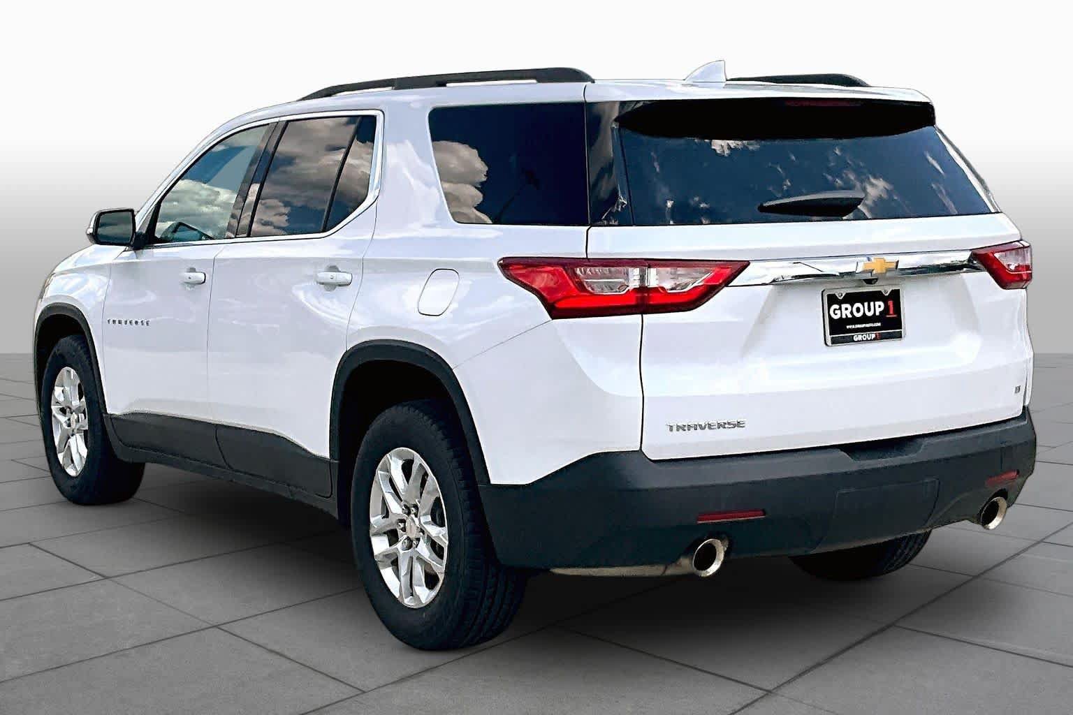 Used 2021 Chevrolet Traverse LT FWD image 11