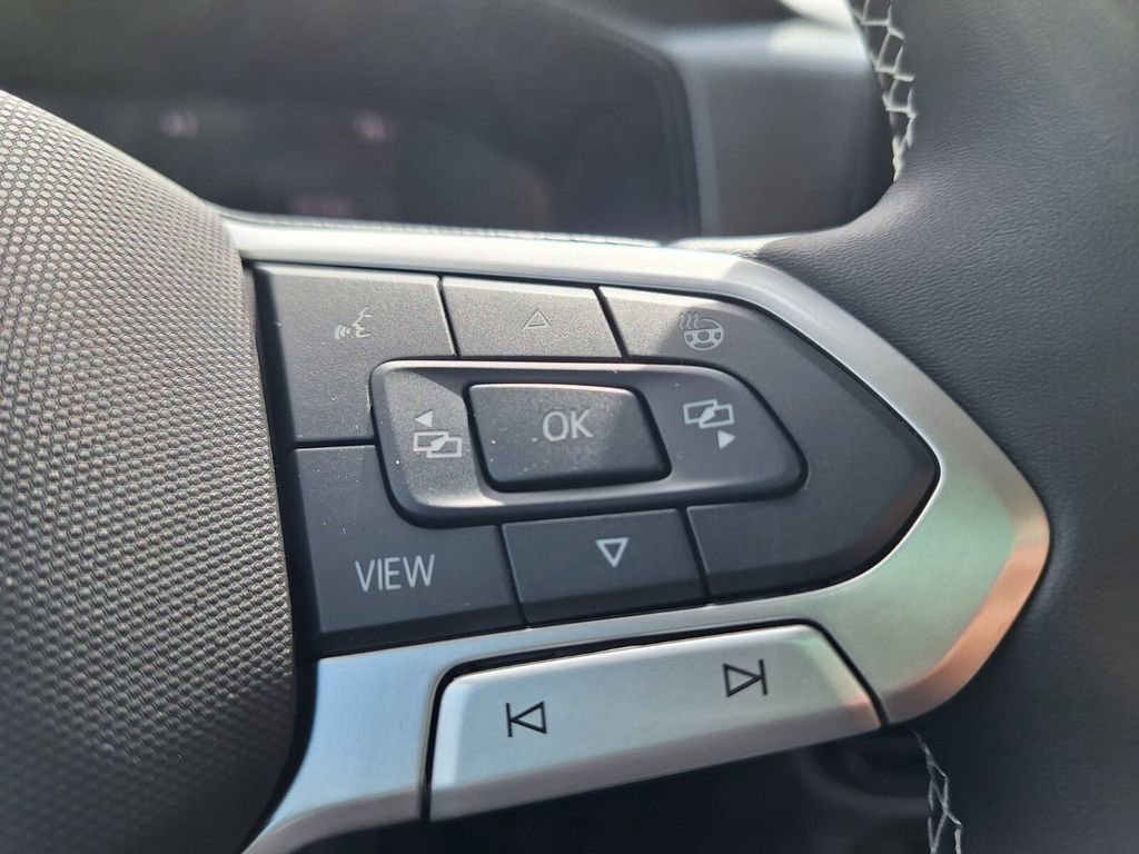 New 2026 Volkswagen Taos S image 13