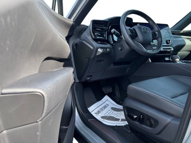 Used 2024 Lexus RX 350 Premium Plus w/ Convenience Package image 12