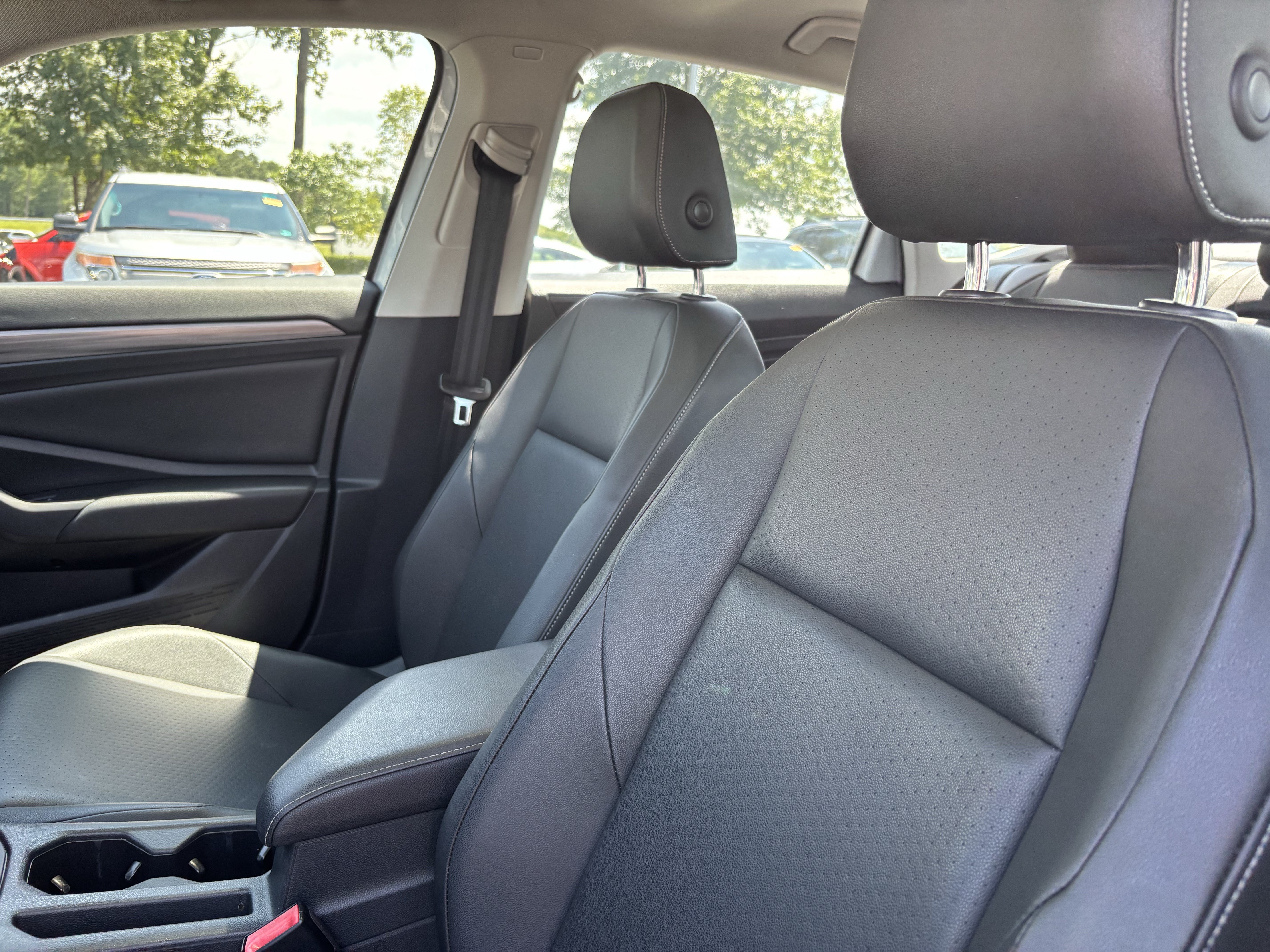 Used 2019 Volkswagen Jetta SEL FWD image 15