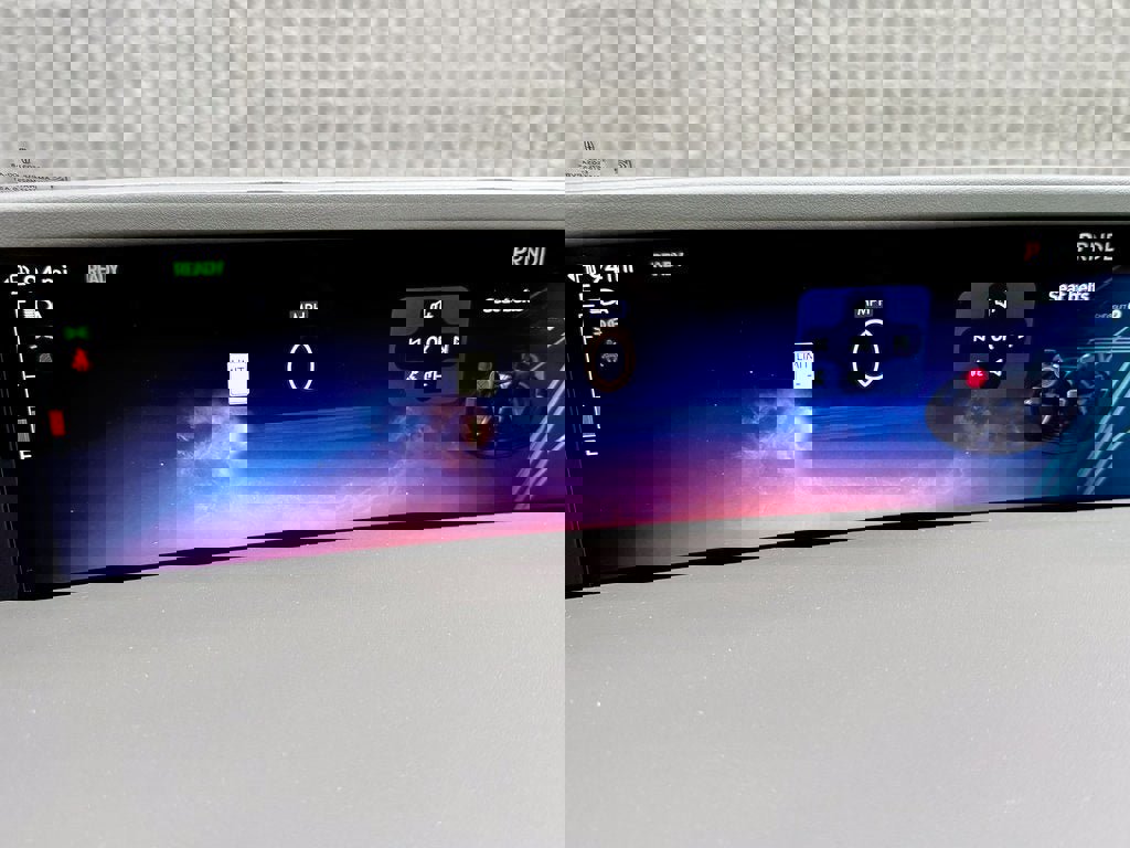 New 2025 Lincoln Nautilus Premier w/ Jet Appearance Package image 25