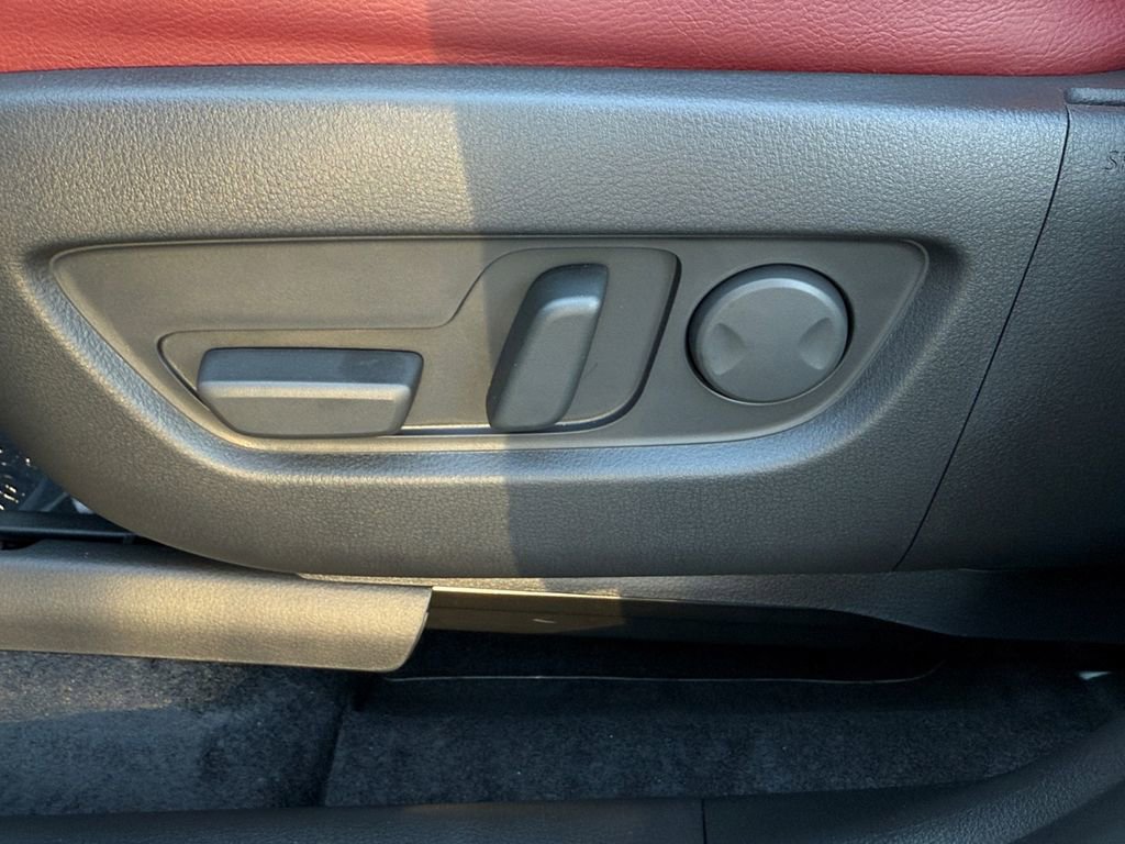 New 2025 MAZDA CX-70 Plug-In Hybrid w/ Premium Plus image 10