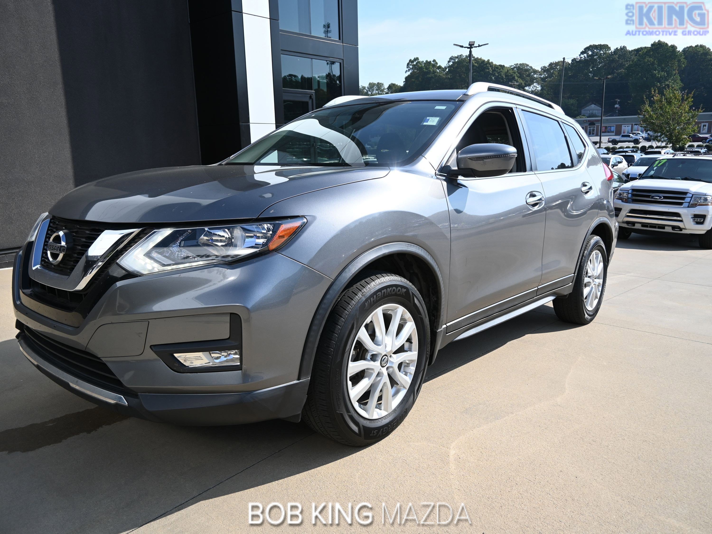 Used 2017 Nissan Rogue SV