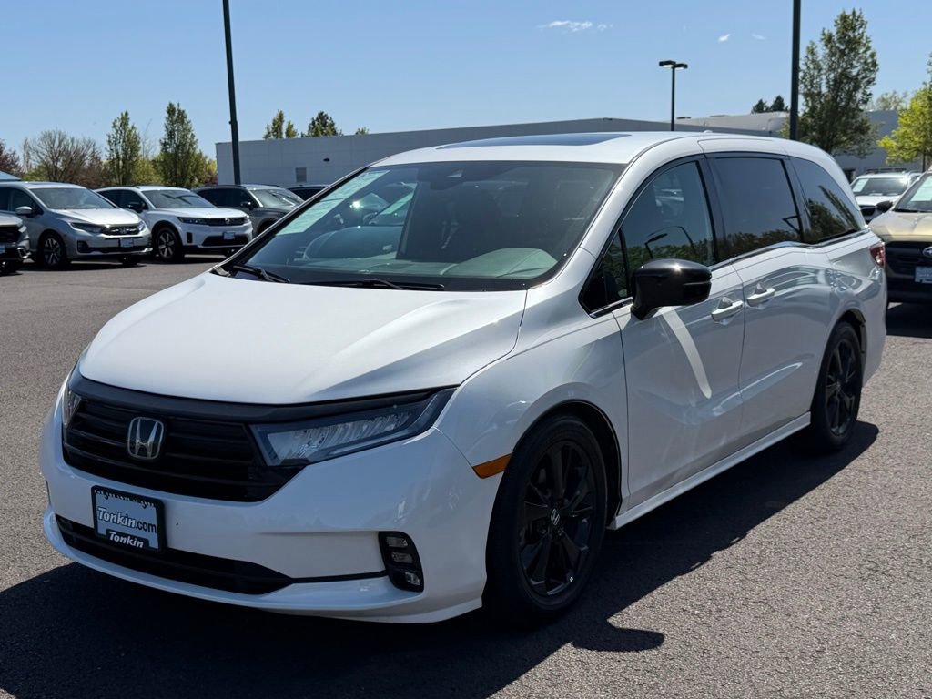 Used 2023 Honda Odyssey Sport image 4